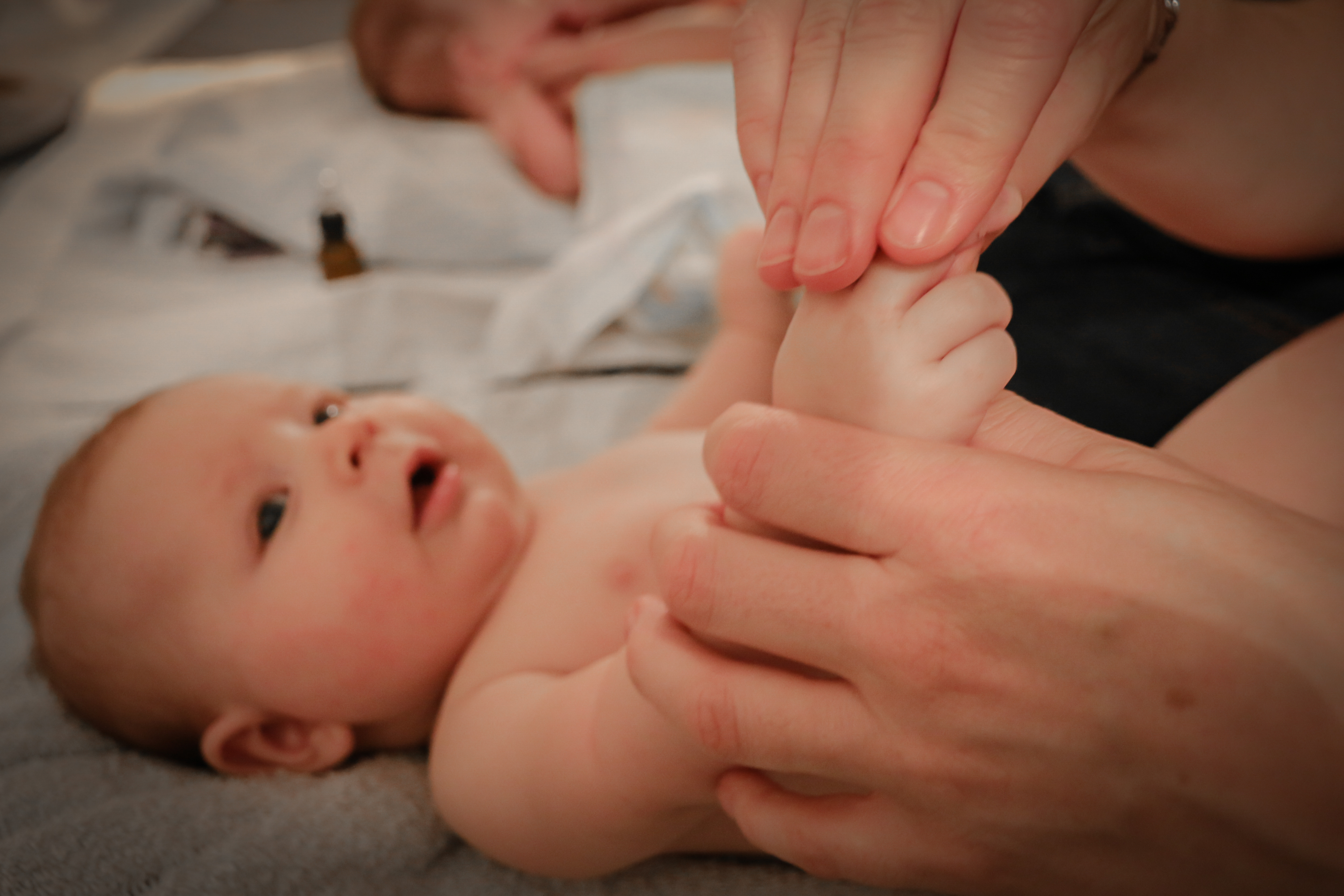 Atelier massage bébé et plus